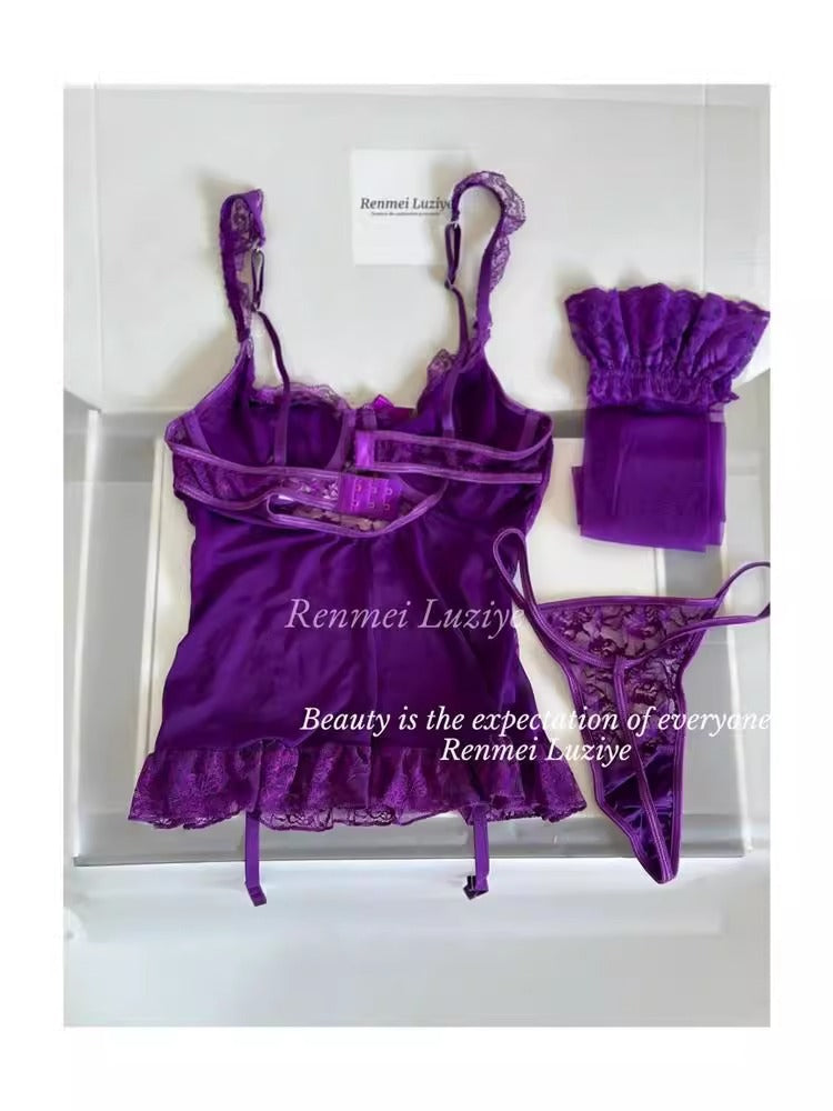 Cross-border supply, hot-selling lace lingerie set in Europe and America, perspective temptation steel ring gathers thin waist suspender skirt woman